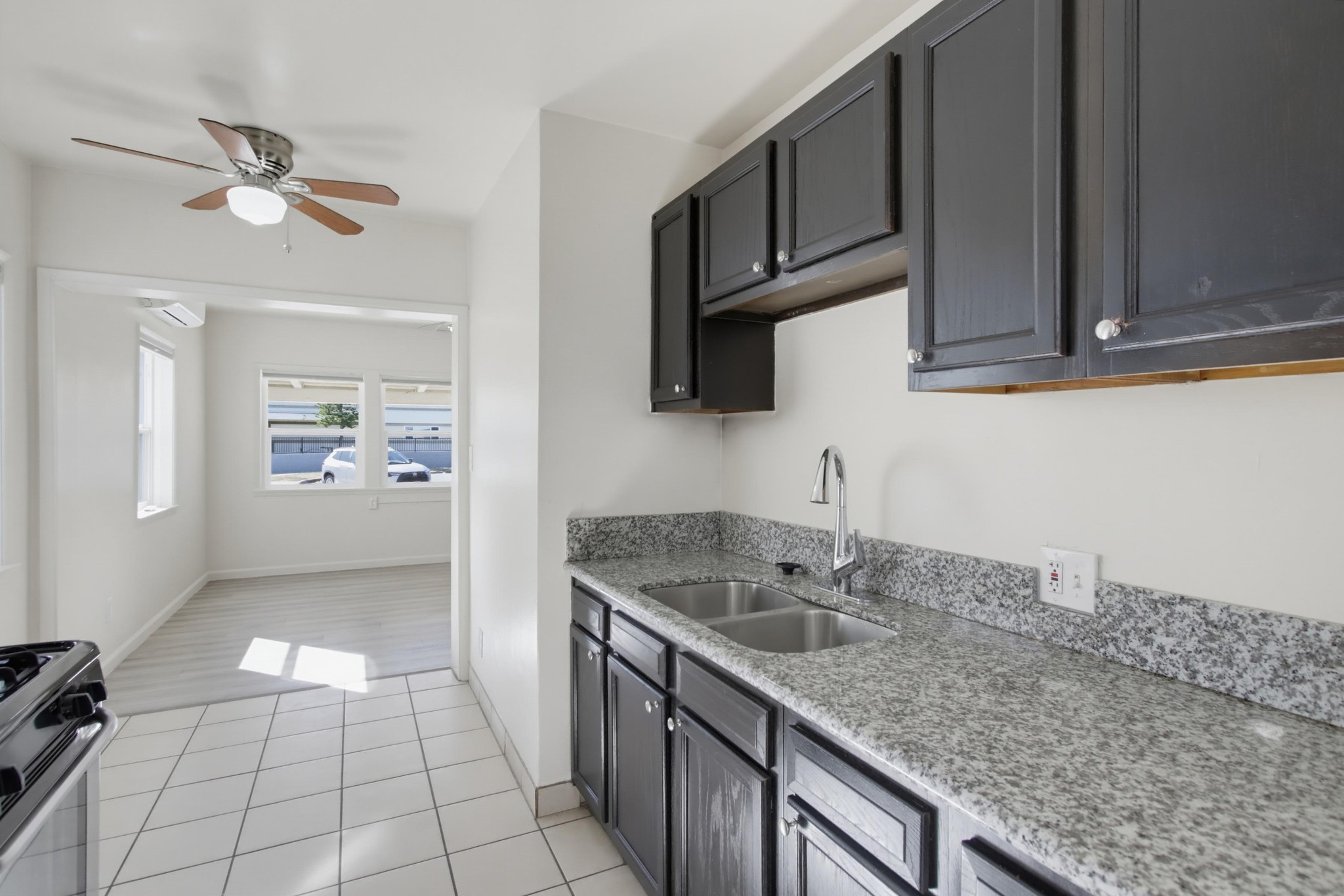 Virtual tour photo 33 of 54 for 1368 Kristie Ln