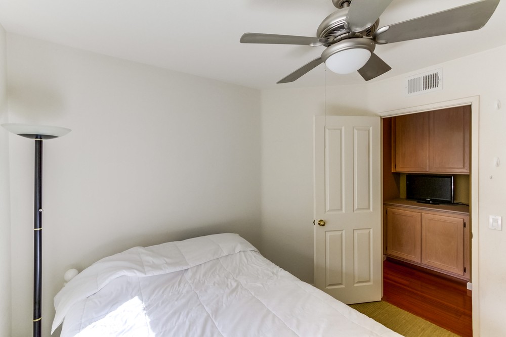 Virtual tour photo 36 of 45 for 13693 Tradition St