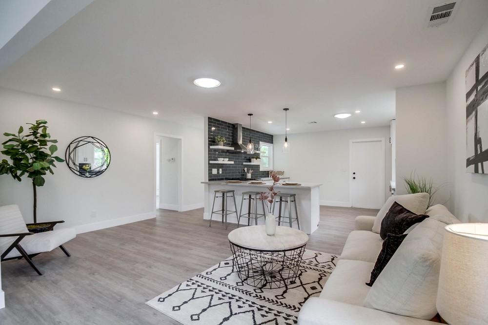 Virtual tour photo 14 of 54 for 137 Arrowwood Dr