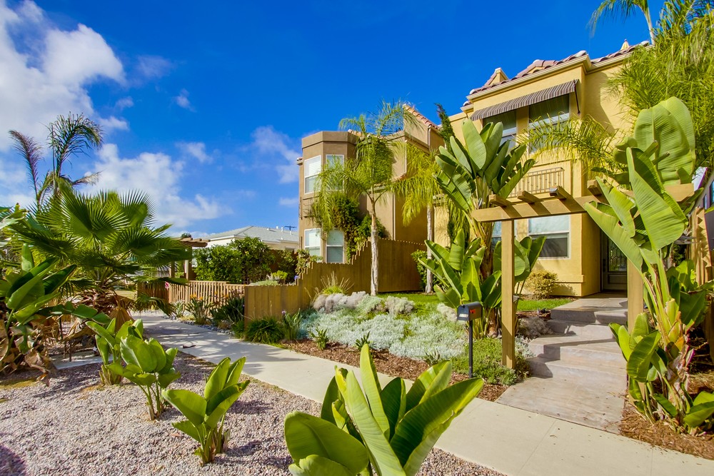 Virtual tour photo 3 of 70 for 1372 Oliver Ave