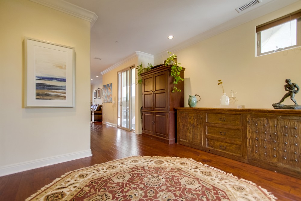 Virtual tour photo 57 of 70 for 1372 Oliver Ave