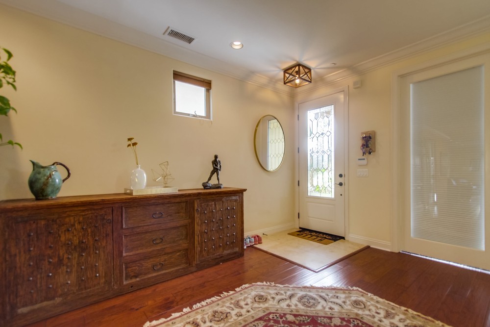 Virtual tour photo 39 of 70 for 1372 Oliver Ave