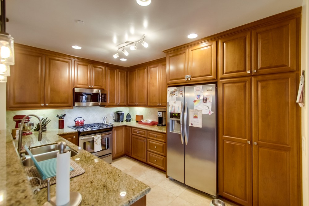 Virtual tour photo 25 of 70 for 1372 Oliver Ave
