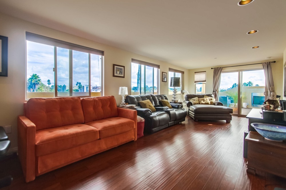Virtual tour photo 15 of 70 for 1372 Oliver Ave