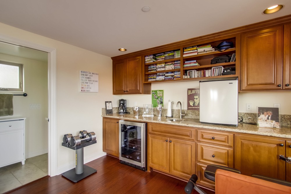 Virtual tour photo 44 of 70 for 1372 Oliver Ave