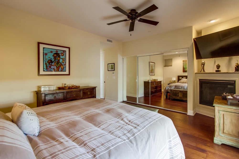 Virtual tour photo 11 of 70 for 1372 Oliver Ave