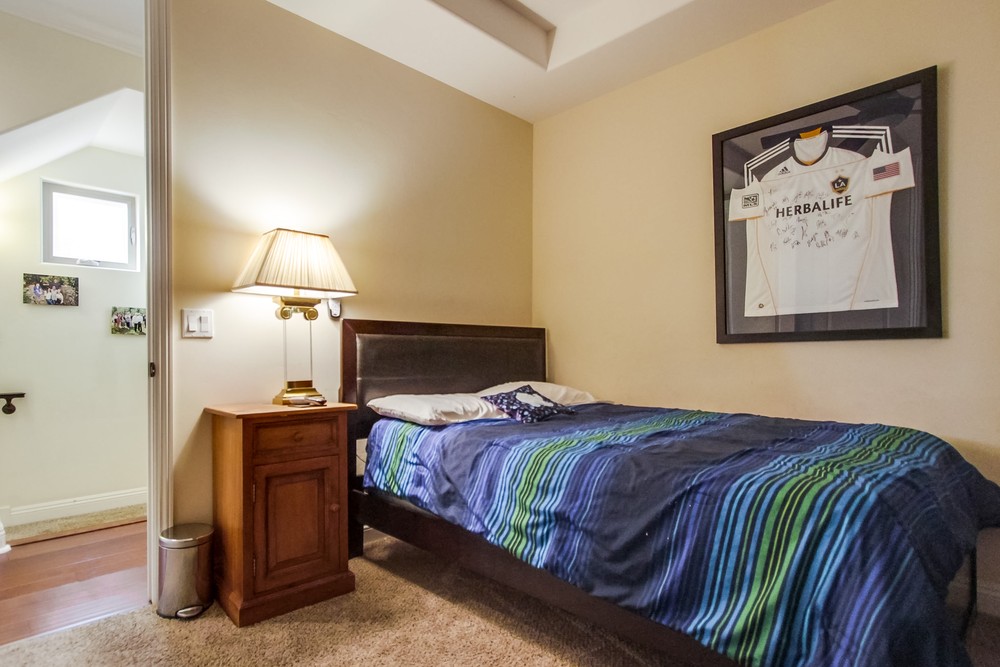 Virtual tour photo 54 of 70 for 1372 Oliver Ave
