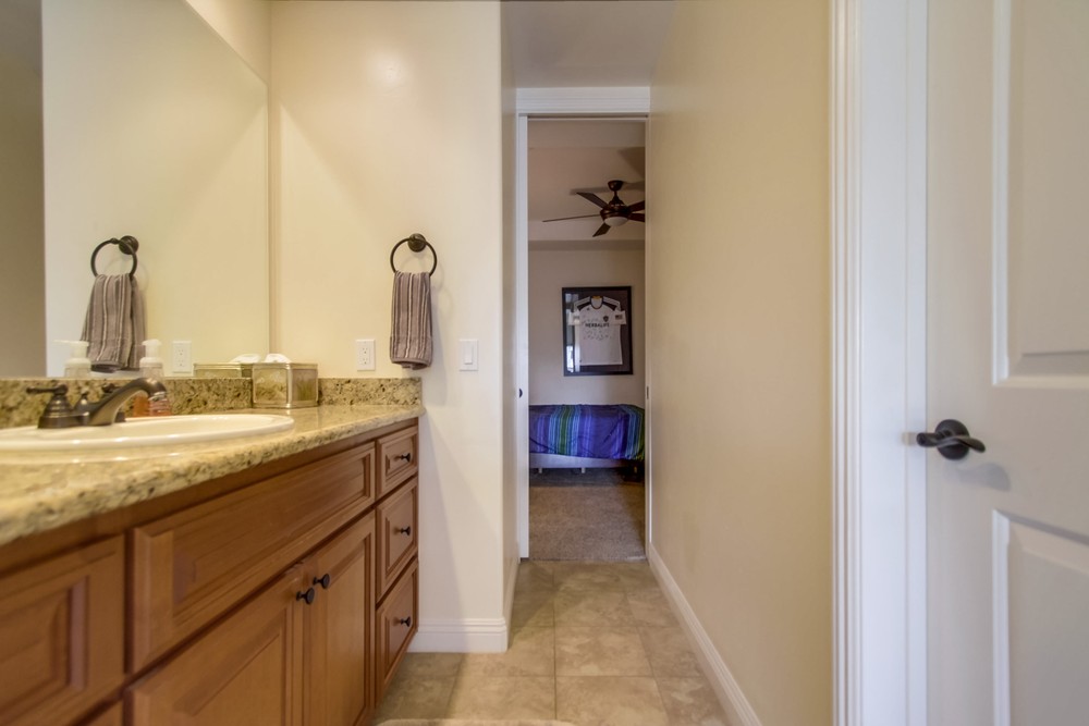 Virtual tour photo 61 of 70 for 1372 Oliver Ave