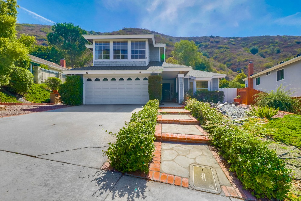 Virtual tour photo 1 of 55 for 13741 Freeport Rd