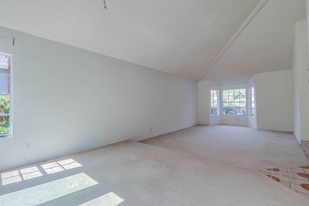 Virtual tour photo 13 of 55 for 13741 Freeport Rd