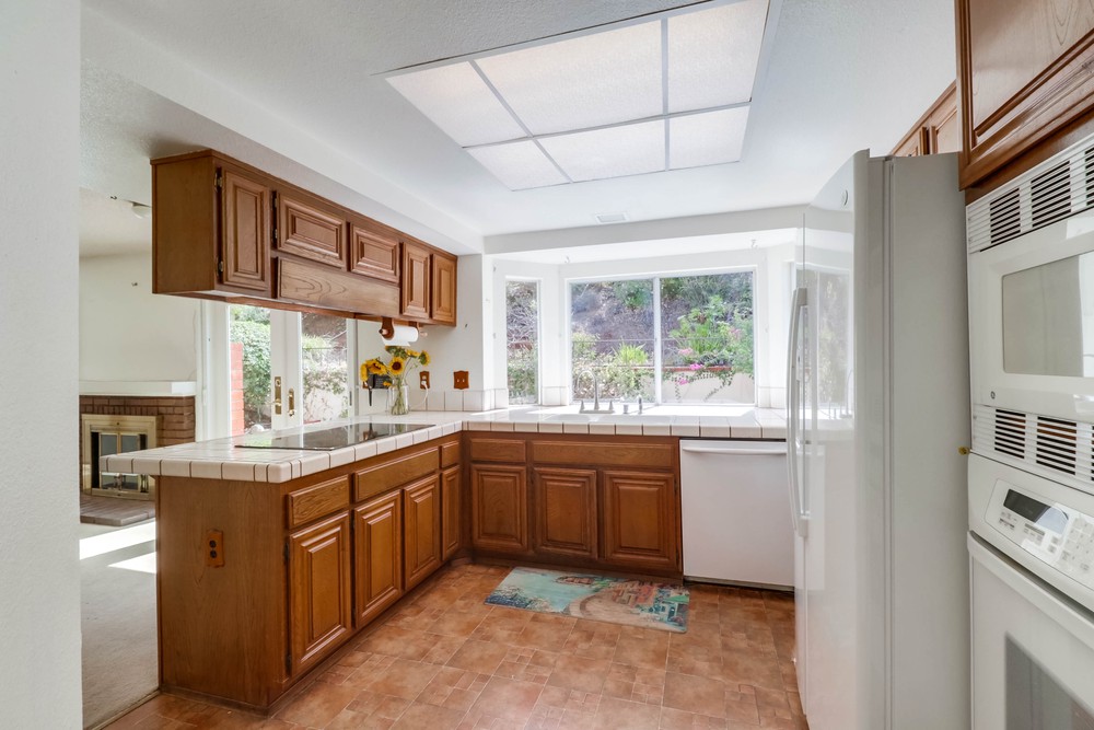 Virtual tour photo 14 of 55 for 13741 Freeport Rd
