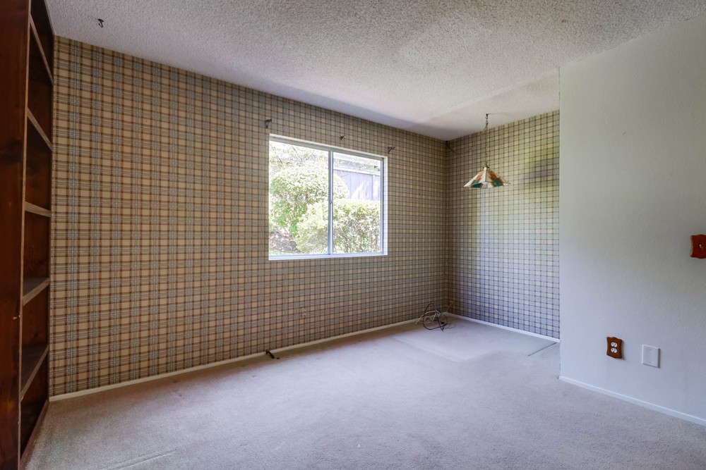 Virtual tour photo 24 of 55 for 13741 Freeport Rd
