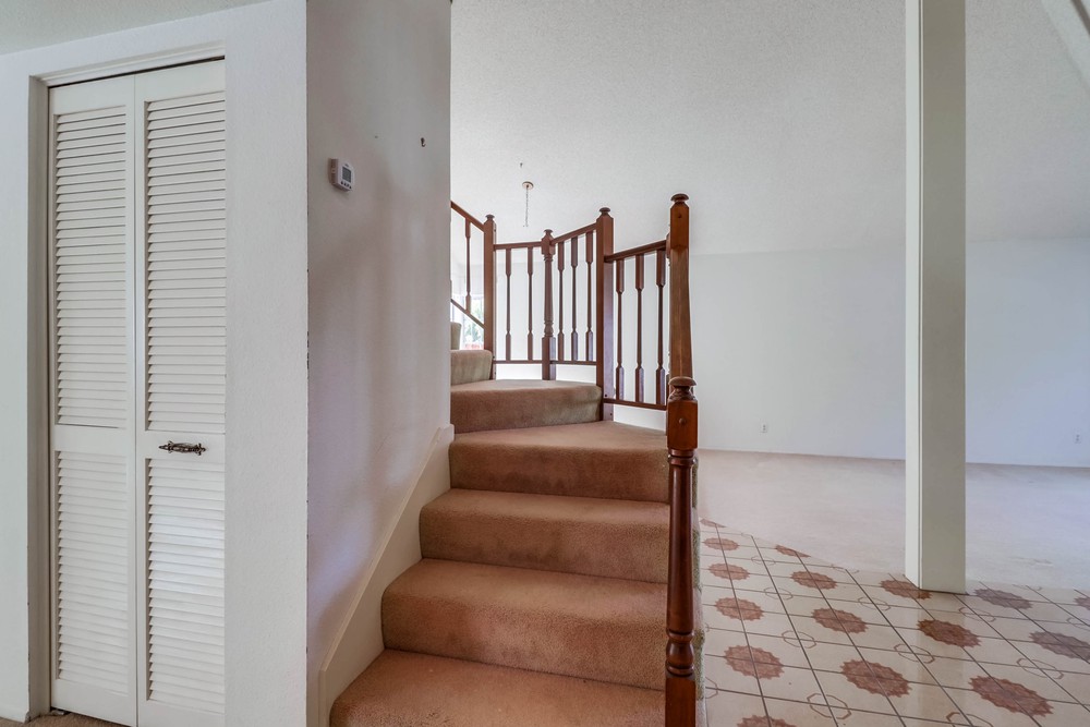Virtual tour photo 27 of 55 for 13741 Freeport Rd