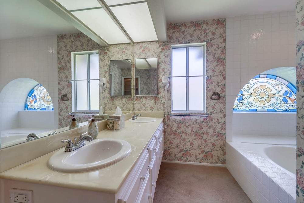 Virtual tour photo 37 of 55 for 13741 Freeport Rd