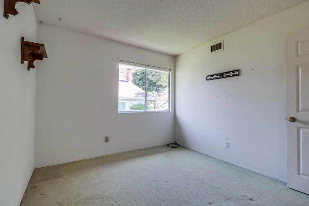 Virtual tour photo 41 of 55 for 13741 Freeport Rd