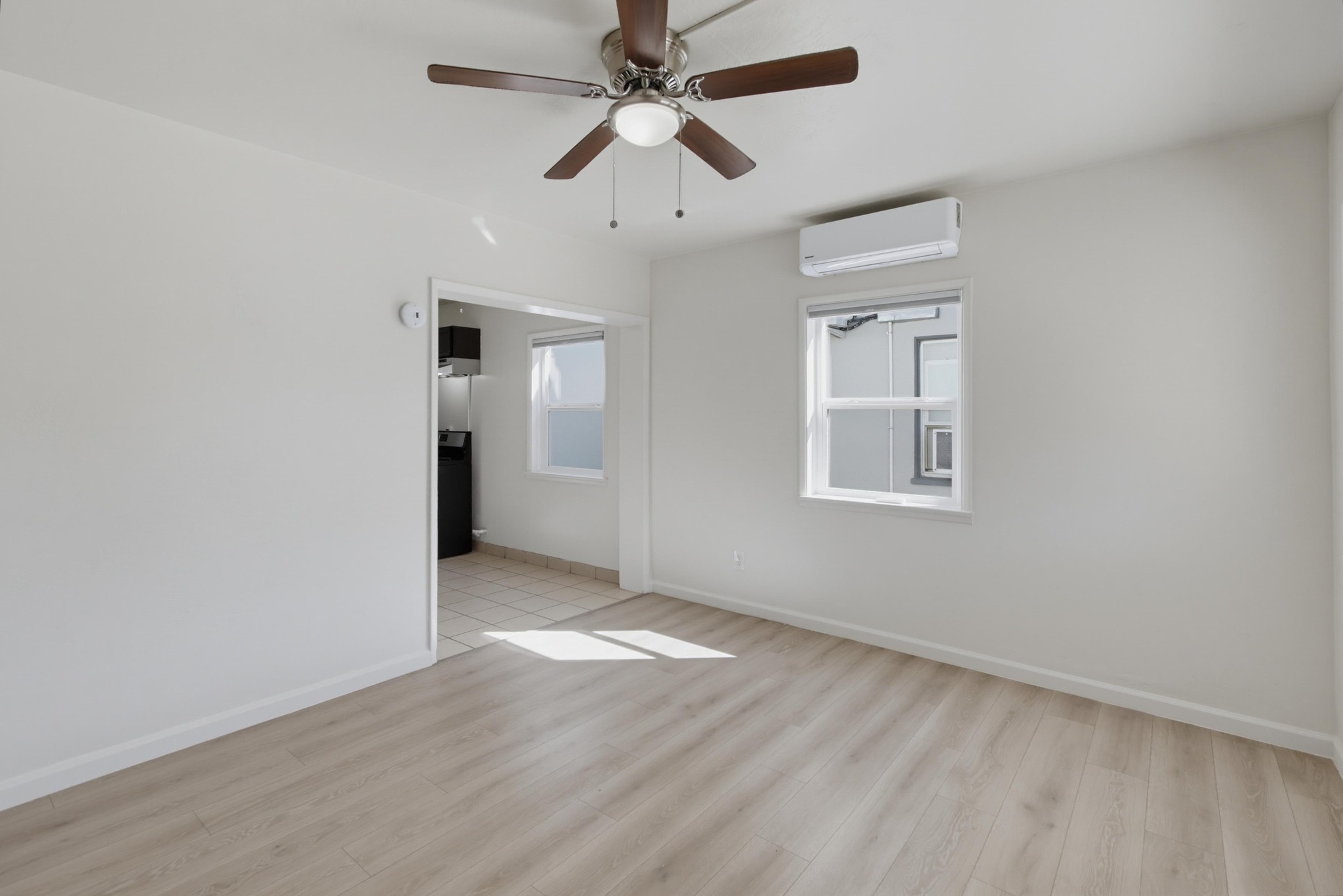 Virtual tour photo 12 of 29 for 1376 Kristie Ln