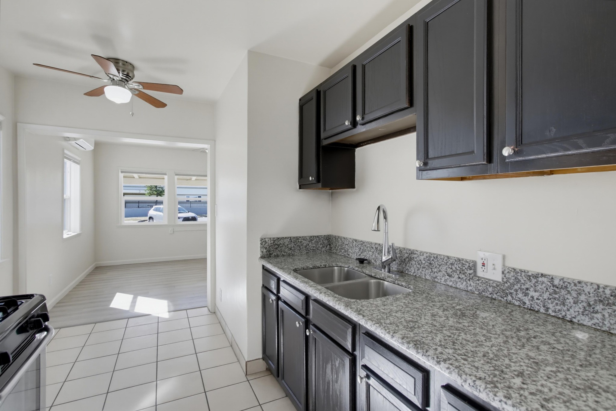 Virtual tour photo 19 of 29 for 1376 Kristie Ln