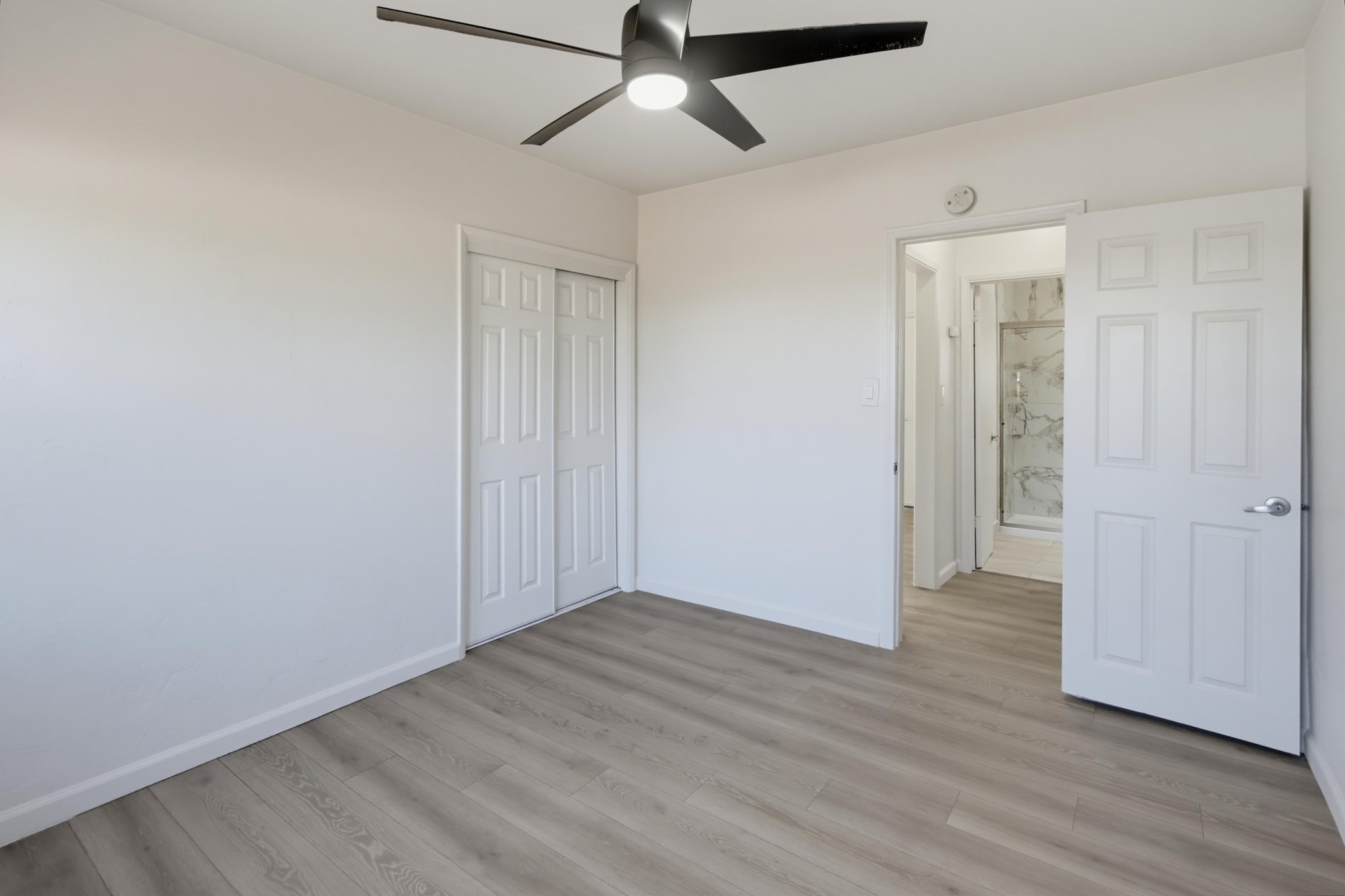 Virtual tour photo 28 of 29 for 1376 Kristie Ln