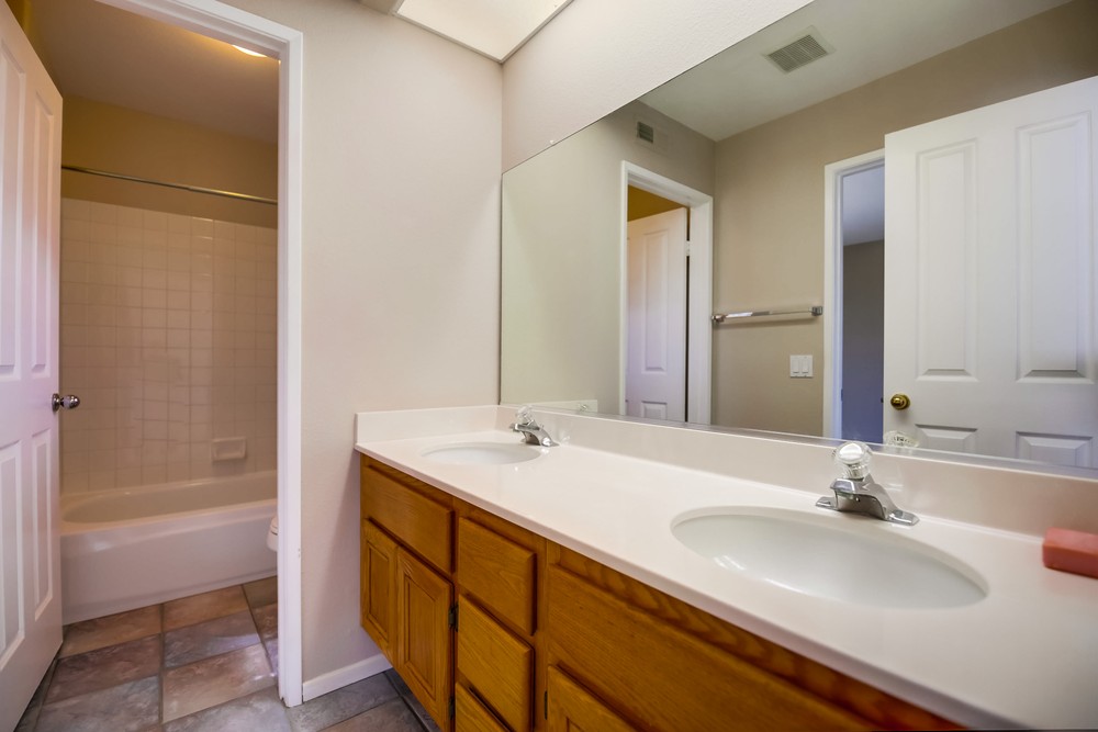 Virtual tour photo 39 of 56 for 13772 Tradition St