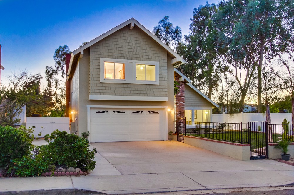 Virtual tour photo 3 of 67 for 13796 Via Cima Bella
