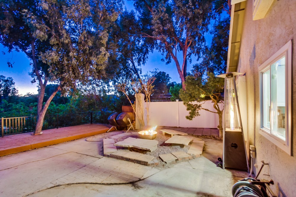 Virtual tour photo 9 of 67 for 13796 Via Cima Bella