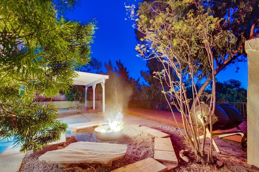 Virtual tour photo 13 of 67 for 13796 Via Cima Bella