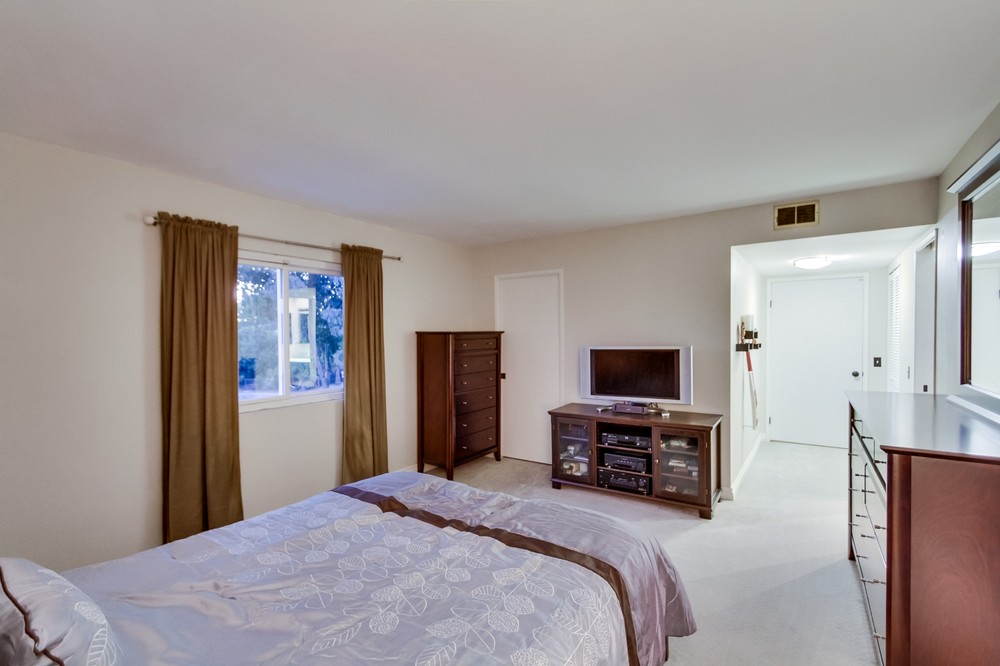 Virtual tour photo 43 of 67 for 13796 Via Cima Bella