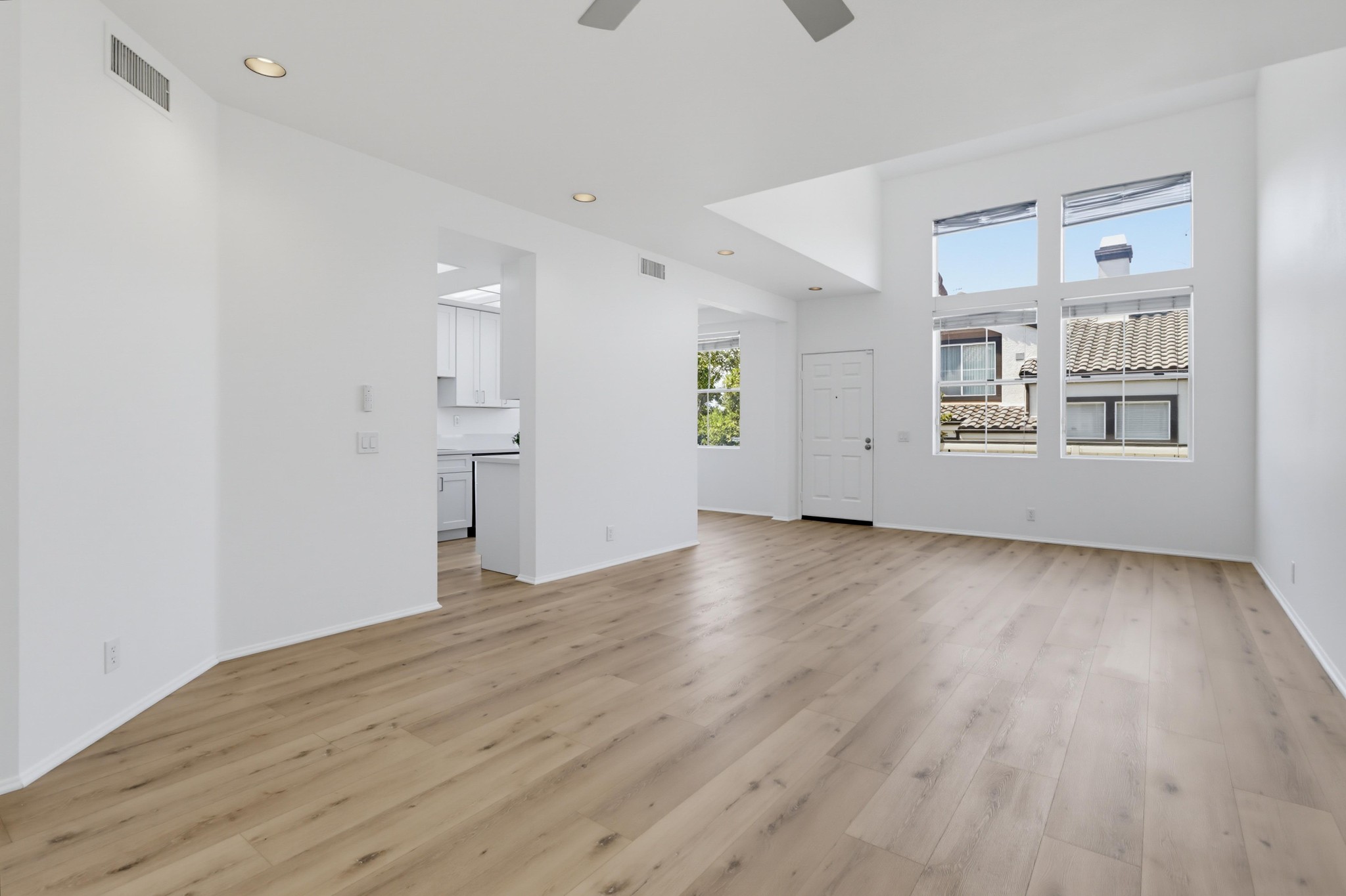 Virtual tour photo 4 of 28 for 1380 Callejon Andalusia Unit 13