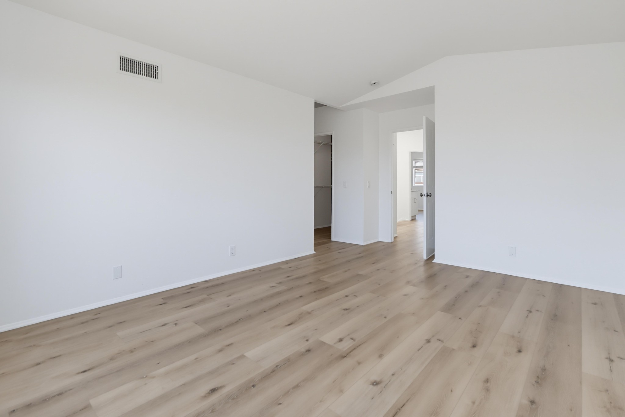 Virtual tour photo 20 of 28 for 1380 Callejon Andalusia Unit 13