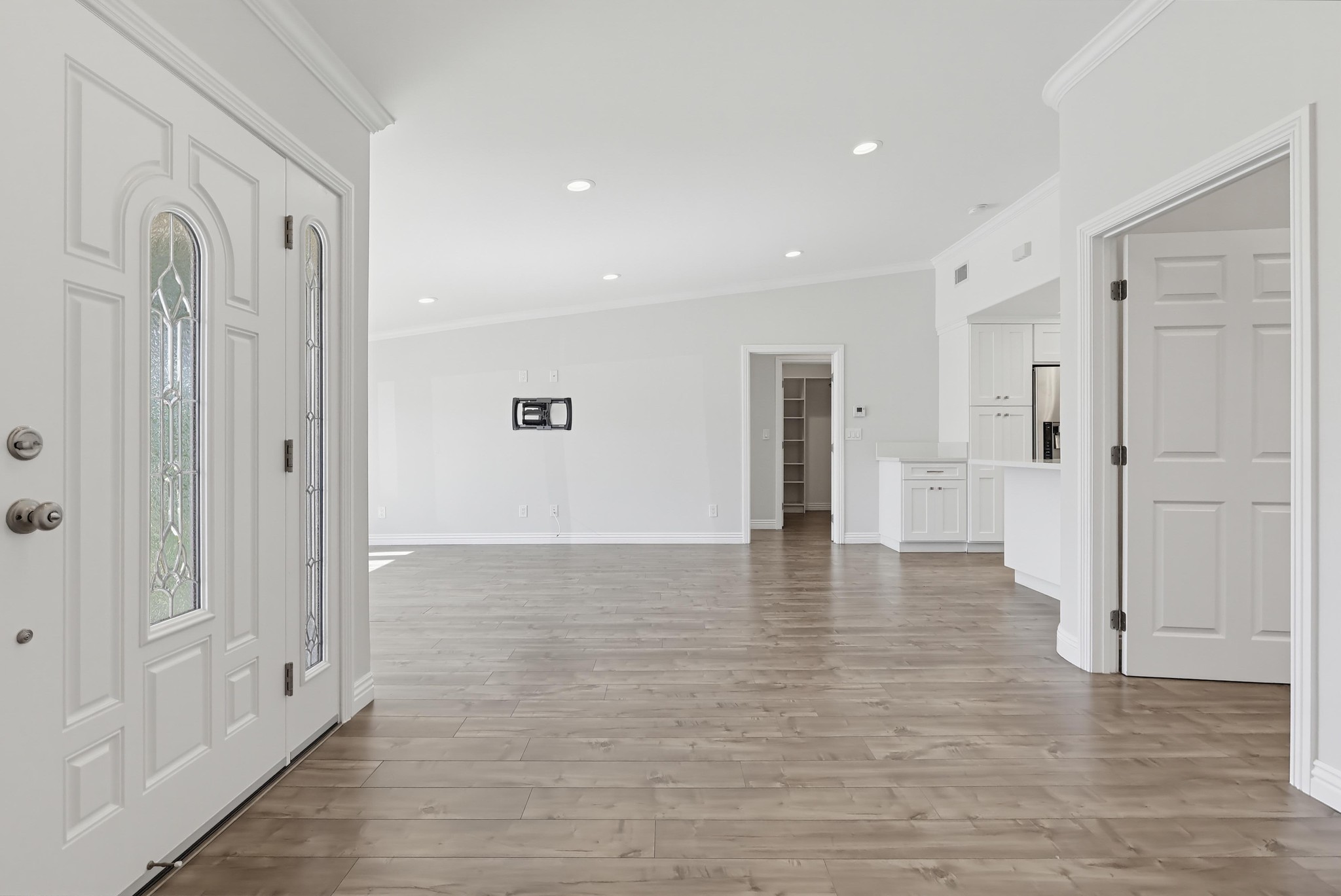 Virtual tour photo 10 of 52 for 1381 Monterey Rd #62a