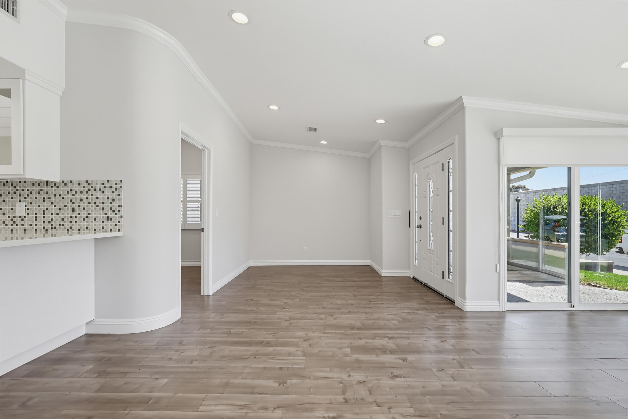 Virtual tour photo 15 of 52 for 1381 Monterey Rd #62a