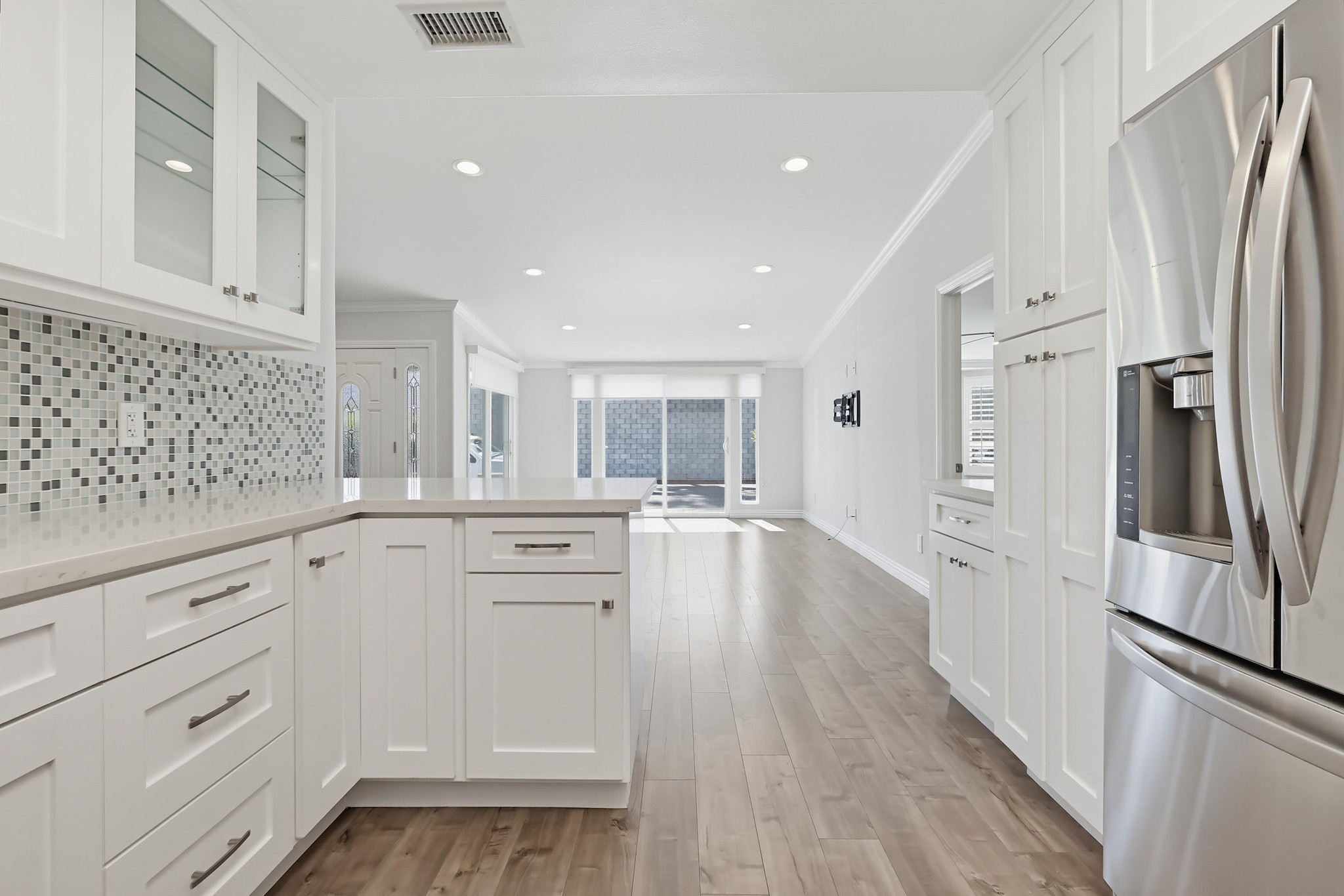 Virtual tour photo 31 of 52 for 1381 Monterey Rd #62a