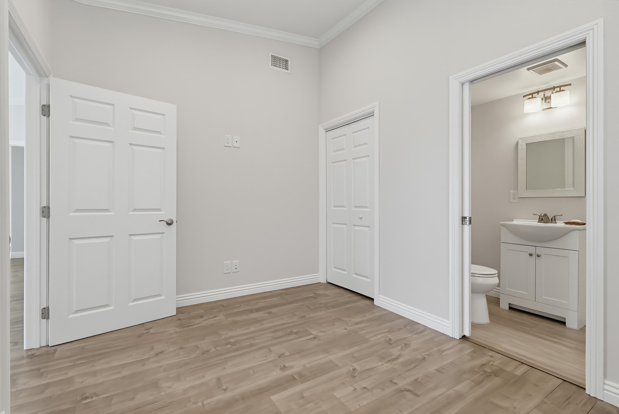 Virtual tour photo 36 of 52 for 1381 Monterey Rd #62a