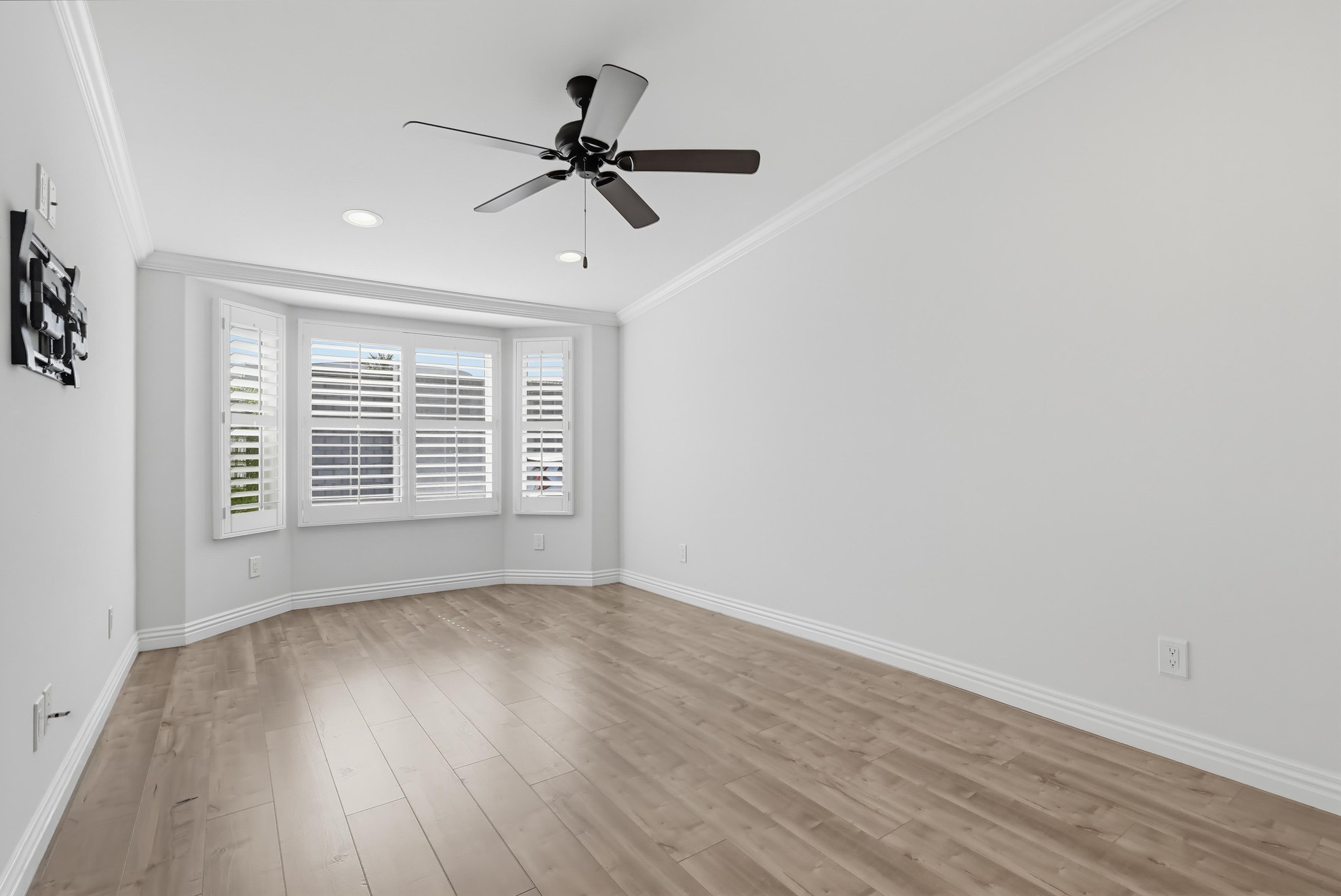 Virtual tour photo 43 of 52 for 1381 Monterey Rd #62a