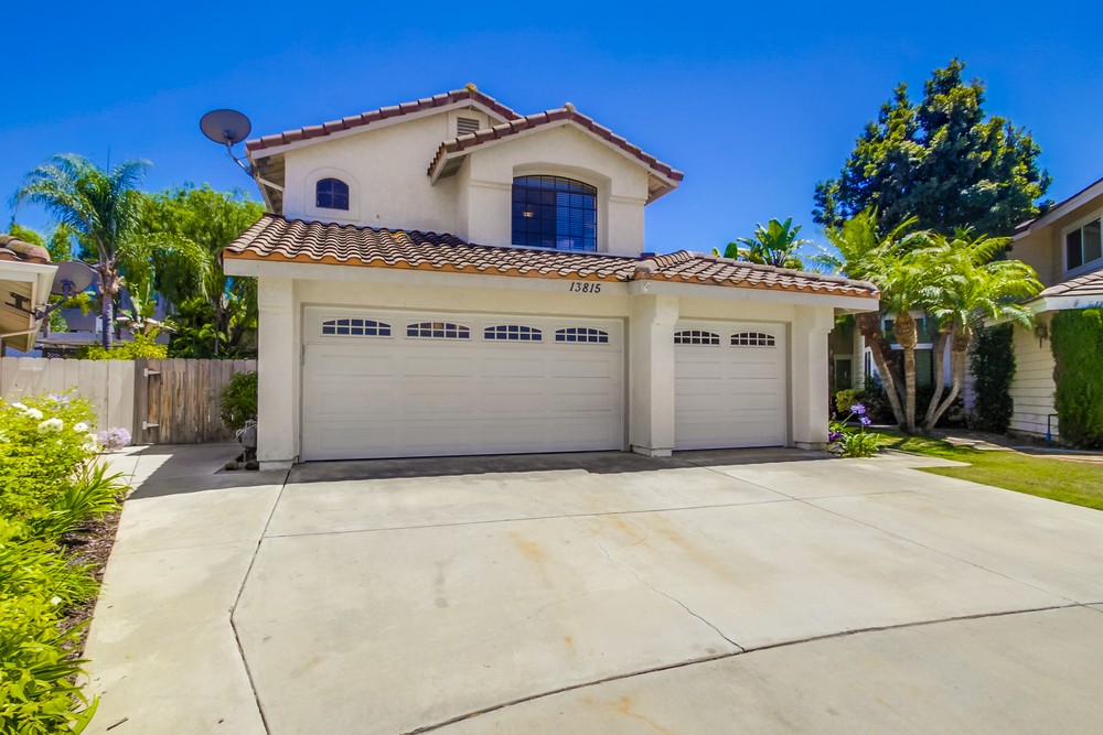 Virtual tour photo 3 of 49 for 13815 Corte Ganso