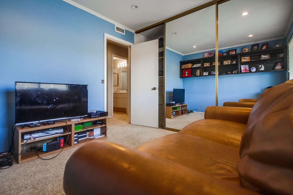 Virtual tour photo 35 of 49 for 13815 Corte Ganso