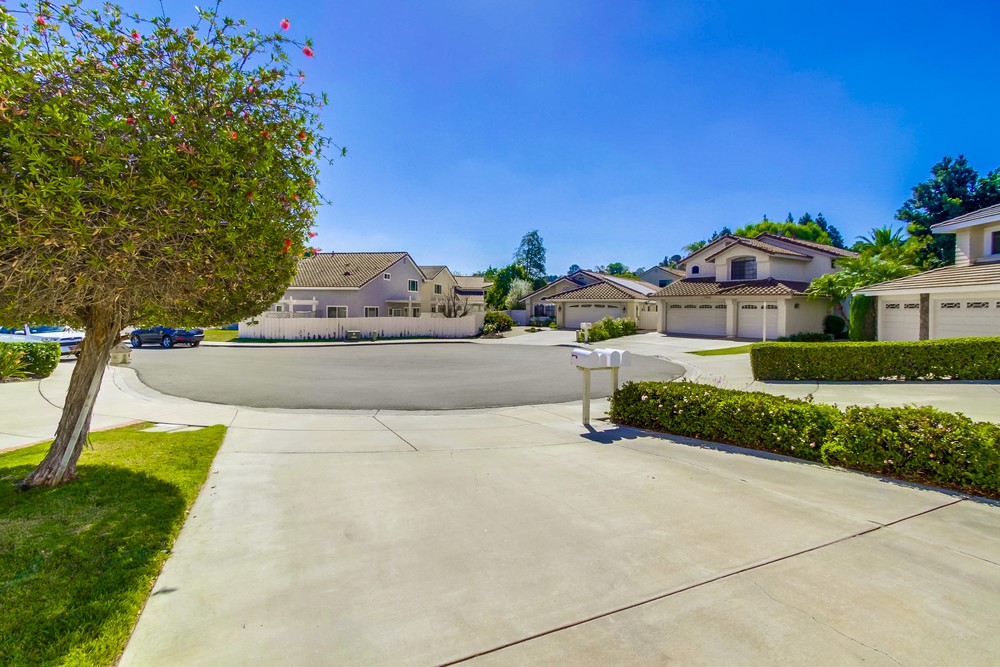 Virtual tour photo 5 of 51 for 13816 Corte Ganso