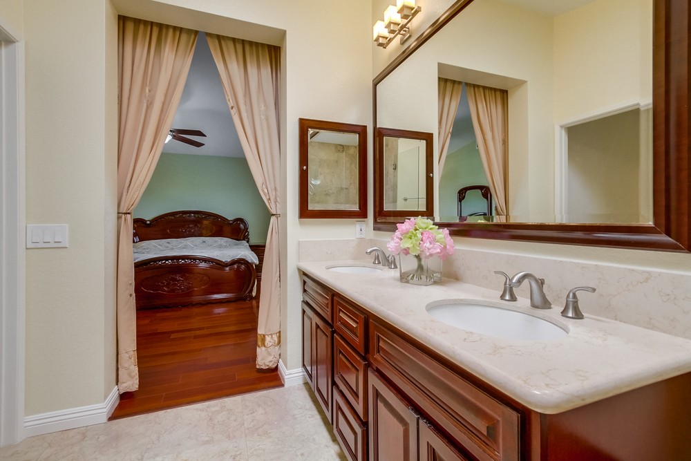 Virtual tour photo 29 of 51 for 13816 Corte Ganso