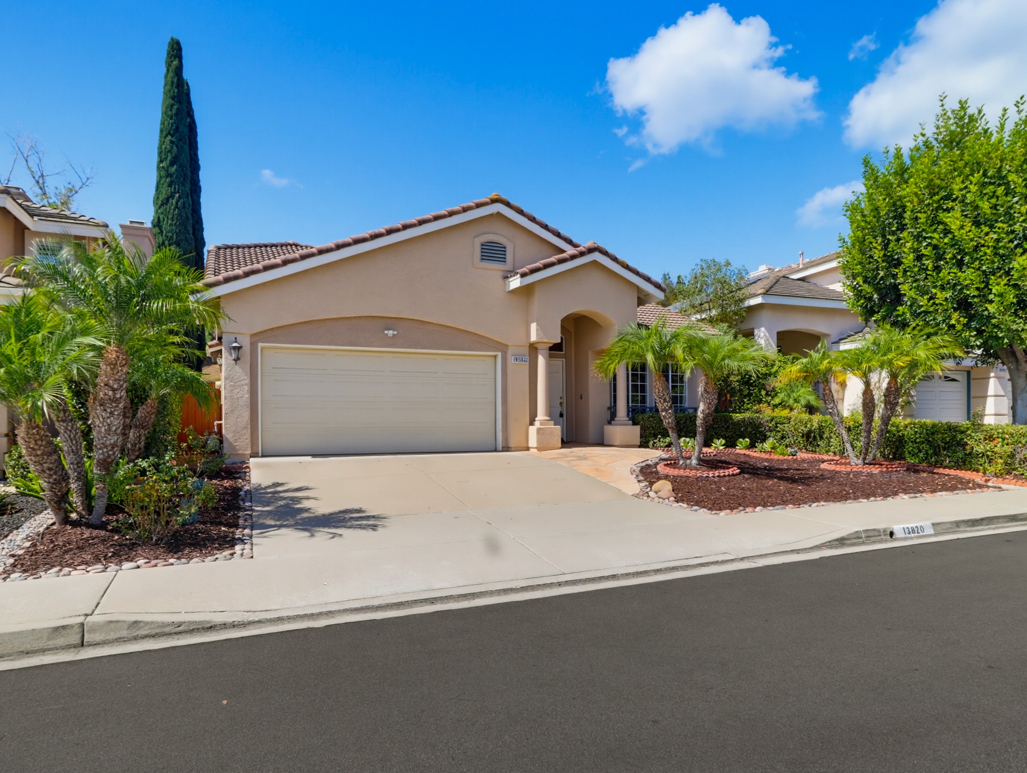 Virtual tour photo 3 of 48 for 13820 Etude Rd