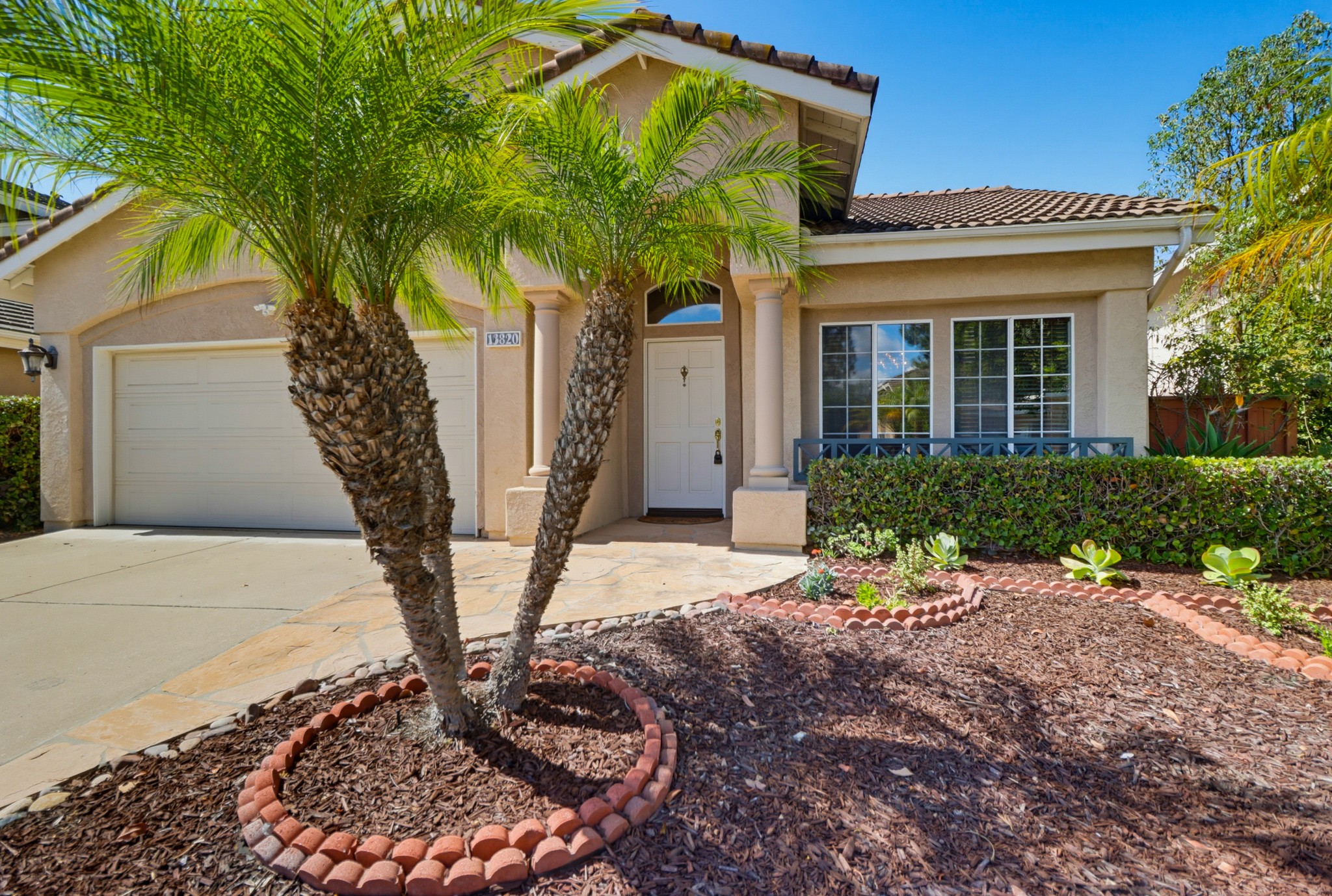 Virtual tour photo 5 of 48 for 13820 Etude Rd