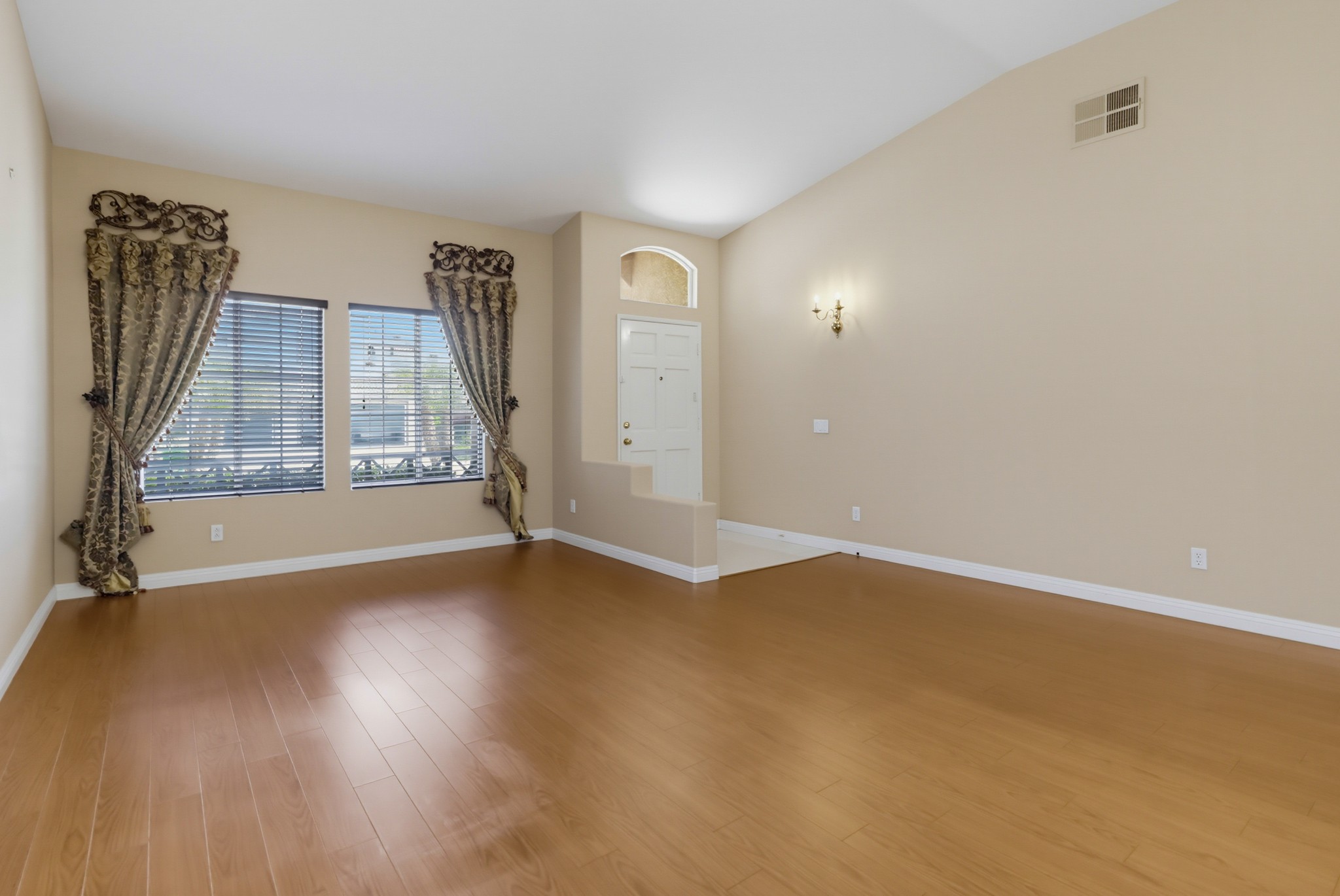 Virtual tour photo 9 of 48 for 13820 Etude Rd