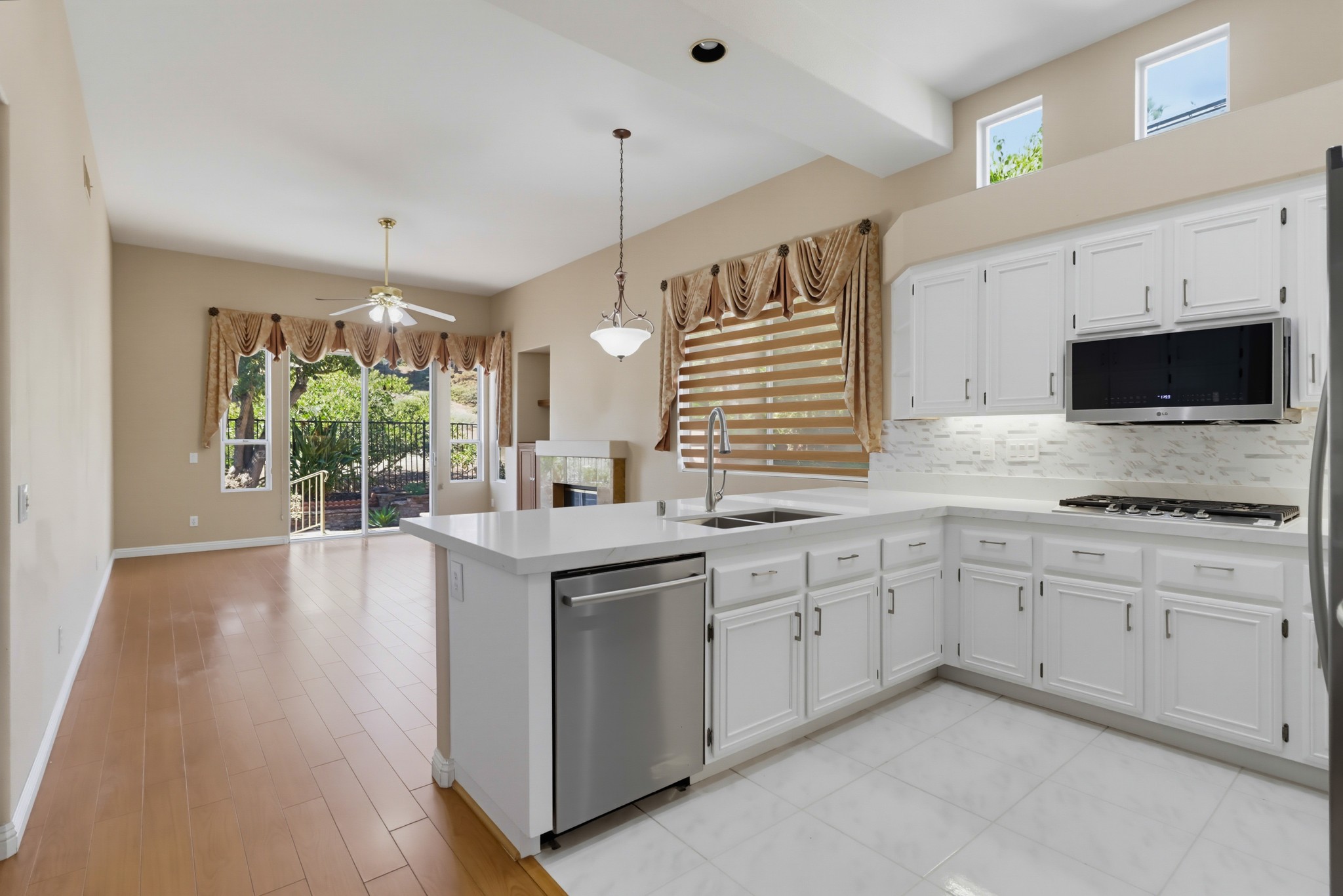 Virtual tour photo 11 of 48 for 13820 Etude Rd