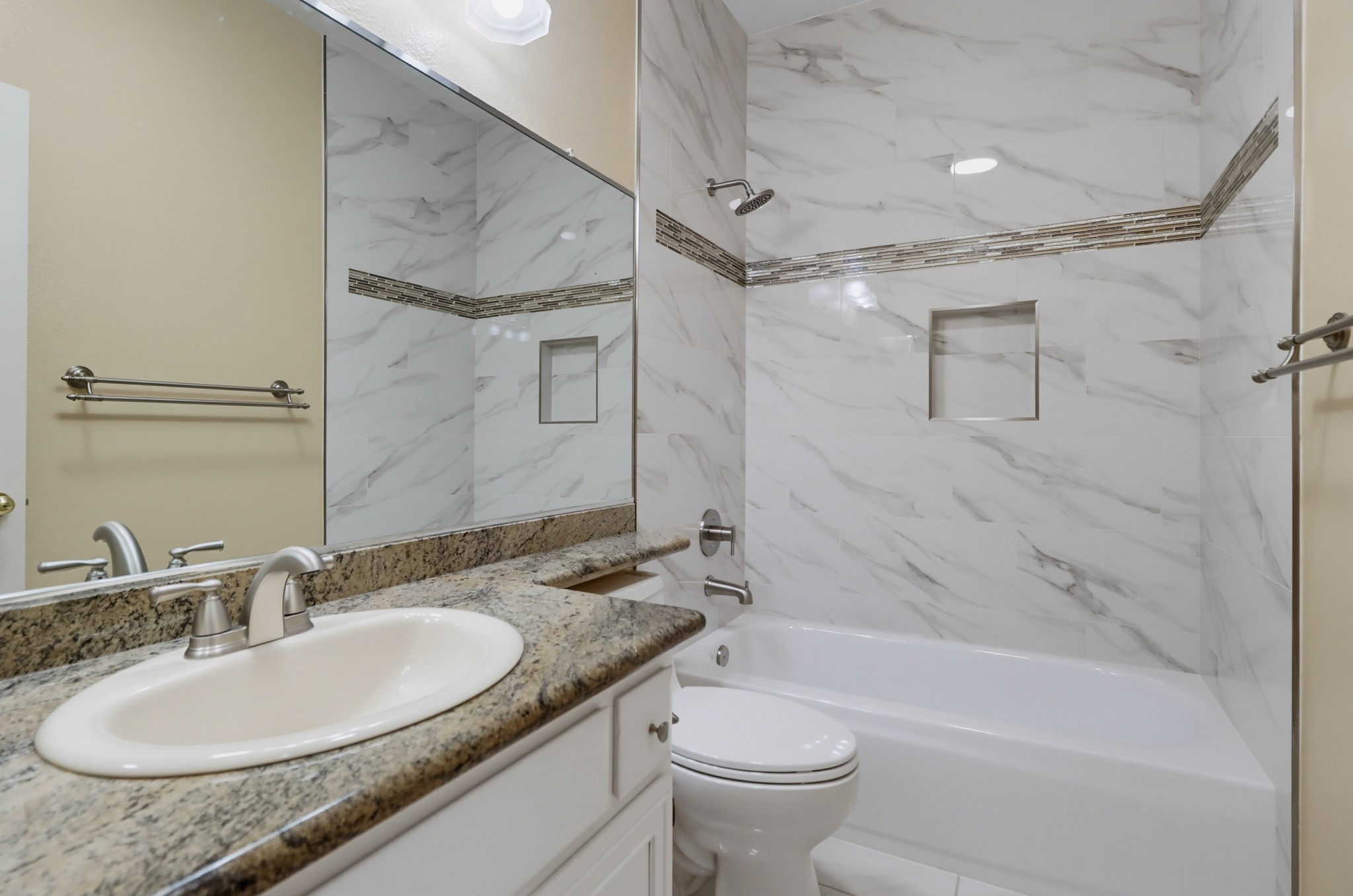 Virtual tour photo 34 of 48 for 13820 Etude Rd