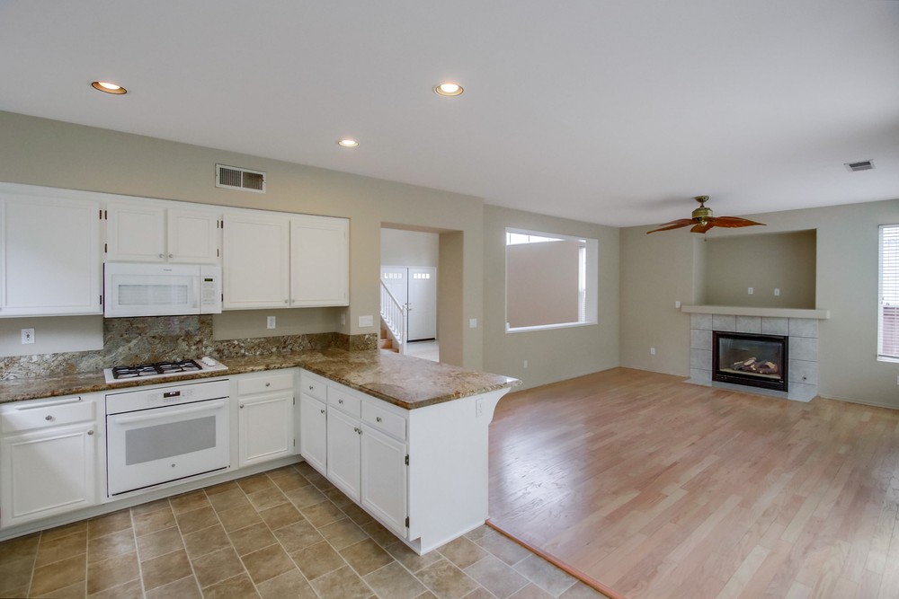 Virtual tour photo 17 of 46 for 13825 Fontanelle Pl