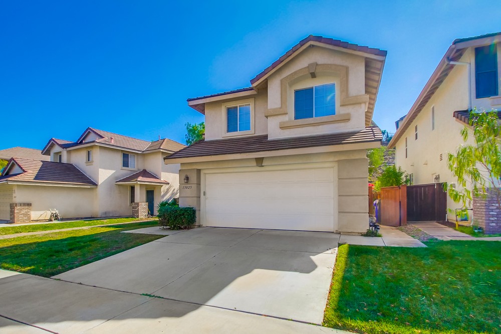 Virtual tour photo 3 of 56 for 13825 Fontanelle Pl