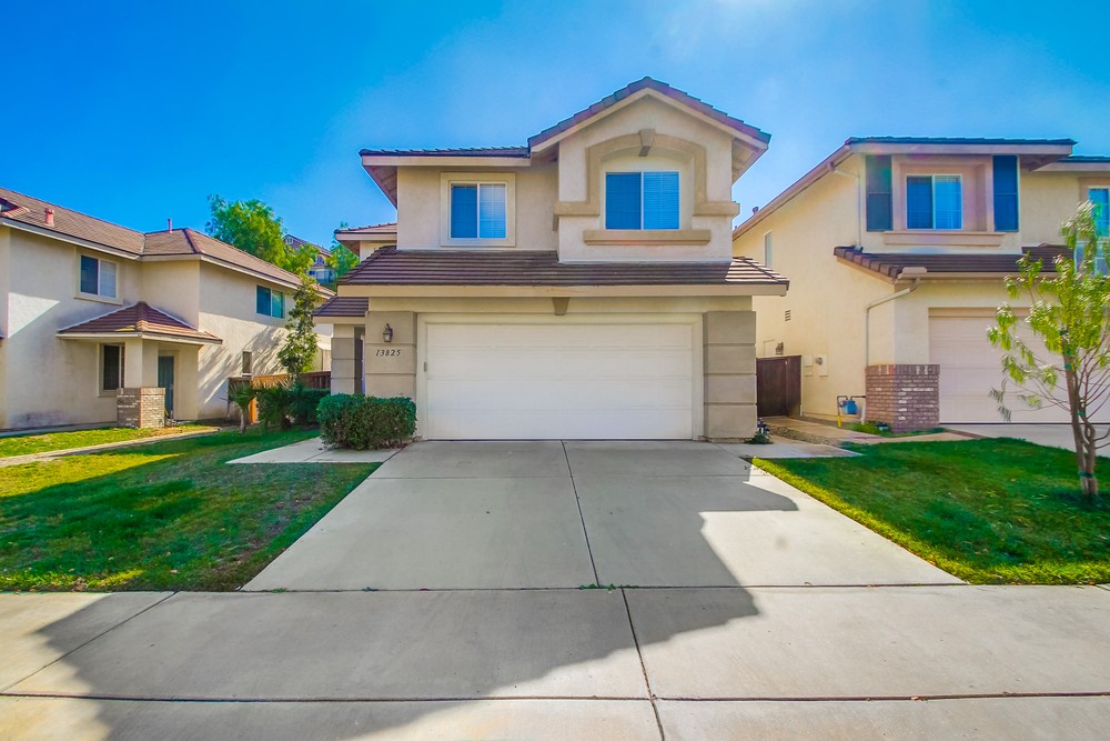 Virtual tour photo 4 of 56 for 13825 Fontanelle Pl
