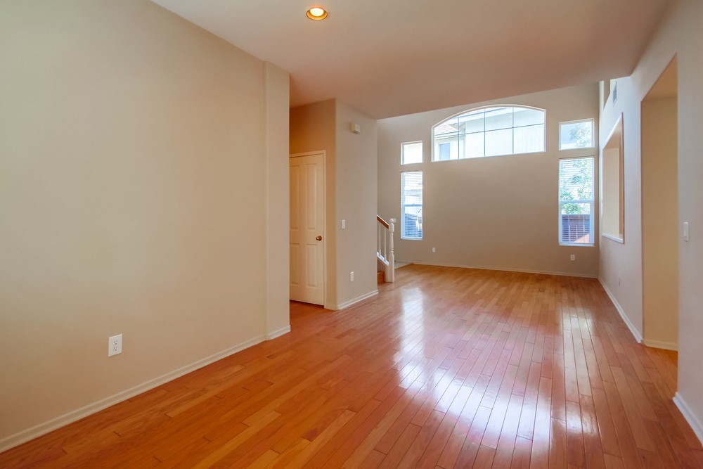 Virtual tour photo 11 of 56 for 13825 Fontanelle Pl