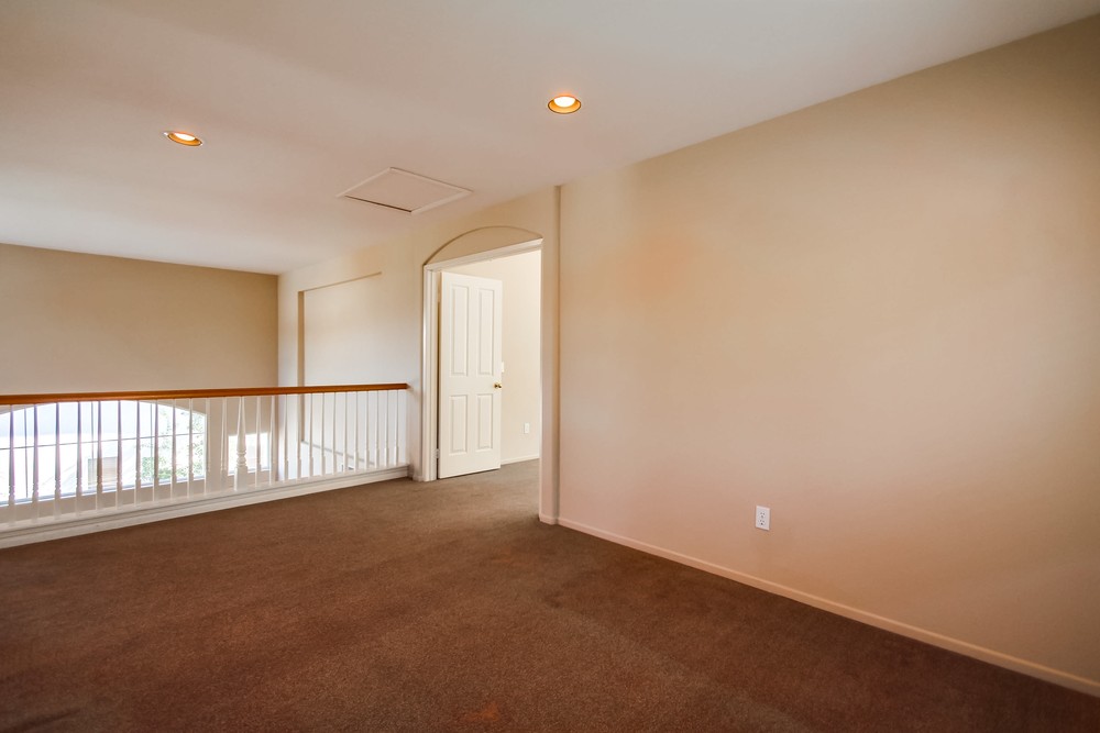Virtual tour photo 30 of 56 for 13825 Fontanelle Pl