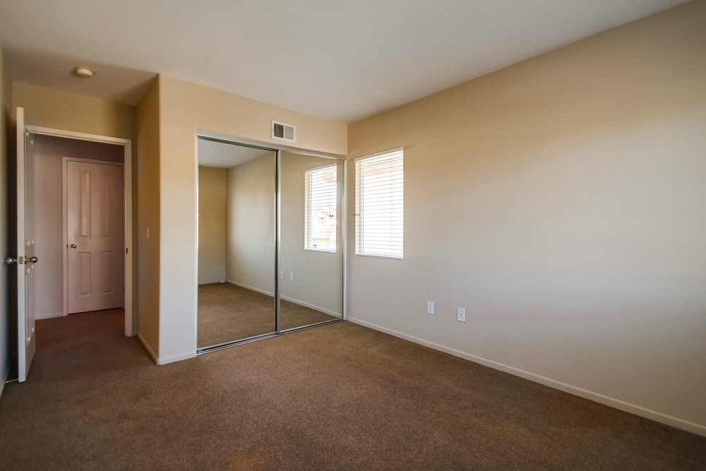 Virtual tour photo 46 of 56 for 13825 Fontanelle Pl