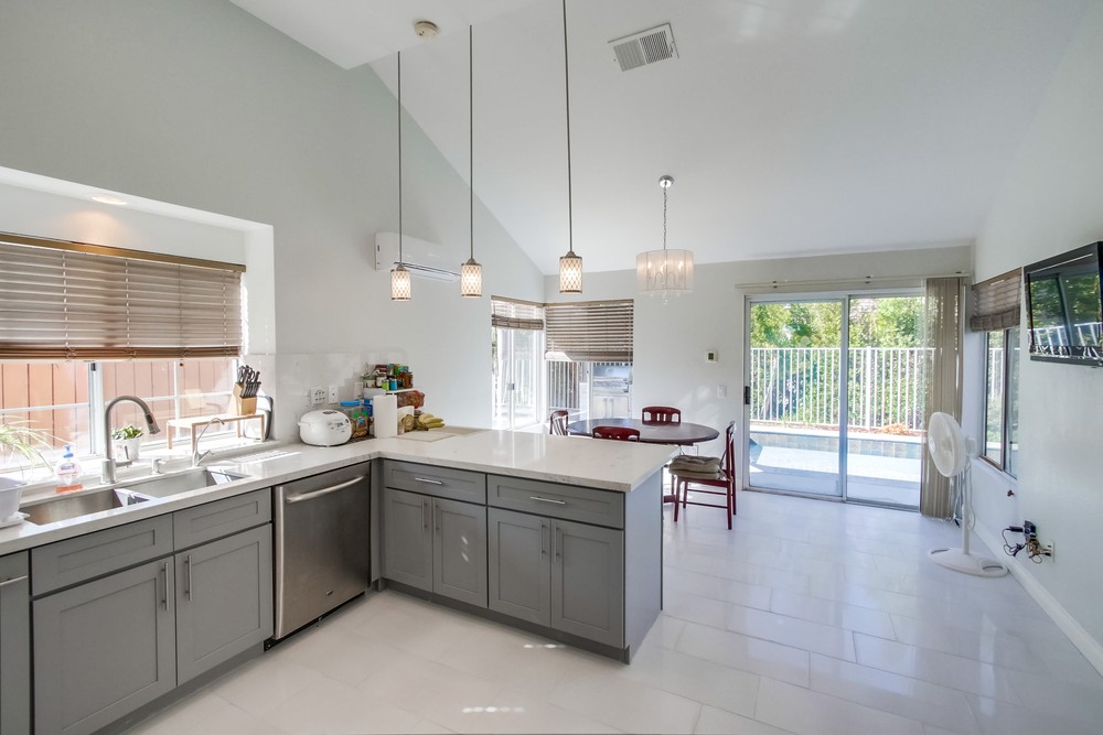 Virtual tour photo 15 of 47 for 13848 Carmel Ridge Rd